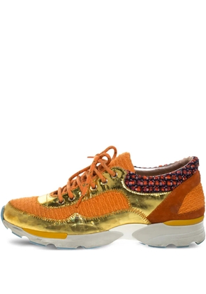 CHANEL Pre-Owned tweed sneakers - Orange