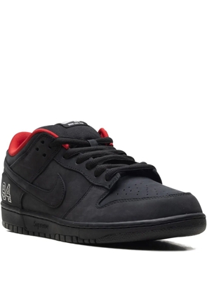 Nike SB Dunk Low 'Supreme - Black' sneakers - 001 BLACK/BLACK-BLACK