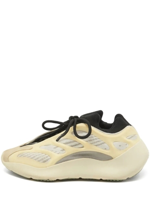 adidas Yeezy Azael sneakers - White