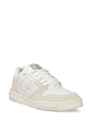 Champion logo-print sneakers - White