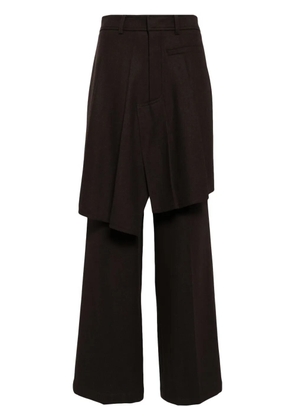 Goen.J asymmetric pleats detailed straight pants - Brown