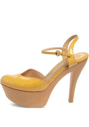 Gucci Pre-Owned leather platform sandals - Yellow