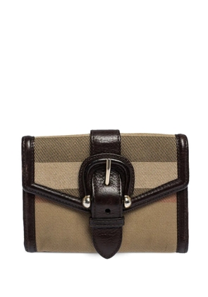 Burberry Pre-Owned check buckle wallet - Brown