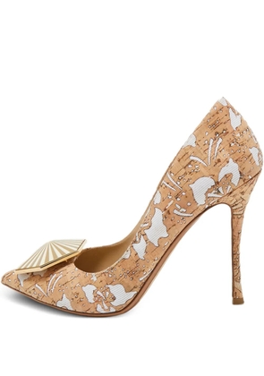 Nicholas Kirkwood pre-owned embellished pointed-toe pumps - Brown