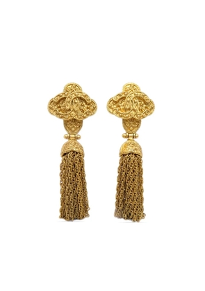 CHANEL Pre-Owned 1994 tassel CC clip-on earrings - Gold