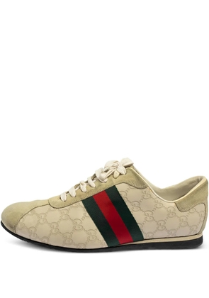 Gucci Pre-Owned GG-debossed sneakers - Neutrals