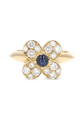 Van Cleef & Arpels Vintage yellow gold diamond and sapphire flower ring