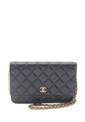 CHANEL Pre-Owned 2021 quilted chain wallet - Black