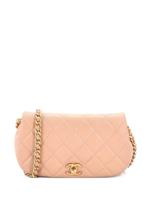 CHANEL Pre-Owned Coco Mail Clutch with Chain Quilted Calfskin crossbody bag - Neutrals