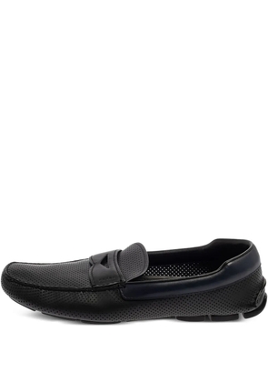 Prada Pre-Owned perforated loafers - Black