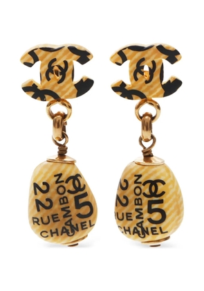 CHANEL Pre-Owned 2002 CC dangle earrings - Gold