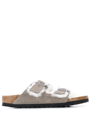 Birkenstock Arizona two-strap shearling sandals - Grey