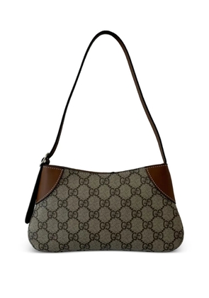 Gucci small GG Emblem monogram leather shoulder bag - Brown