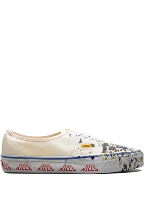 Vans x Gallery Dept Vans Authentic 'Art That Kills' sneakers - Neutrals