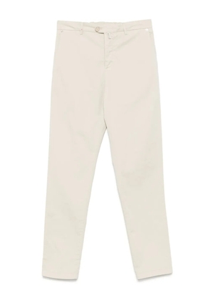 Kiton logo-patch chinos - Neutrals