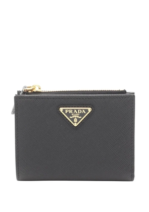 Prada Pre-Owned 2013-2025 Saffiano Triangle Bi-fold Wallet small wallets - Black