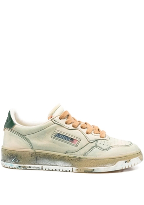 Autry Medalist Super Vintage leather sneakers - WOODGREEN