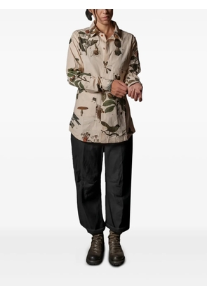 Aleksandr Manamïs button-fastening long-sleeve shirt - Neutrals