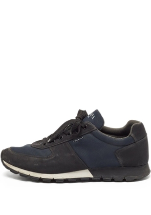 Prada Pre-Owned canvas low-top sneakers - Black