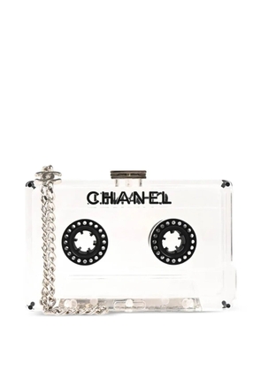 CHANEL Pre-Owned 2004 Cassette tape clutch bag - White