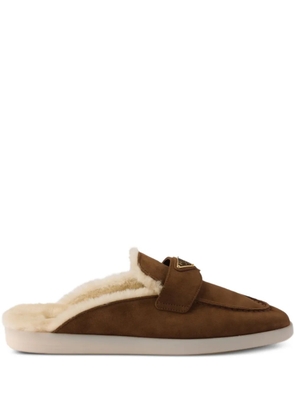 Prada slip-on shearling mules - Brown