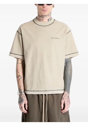 HAL STUDIOS® contrast-stitched T-shirt - Neutrals