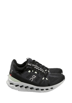 On Running On Cloud Surfer trainers - Black