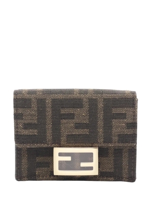 Fendi Pre-Owned 2010-2025 Micro Zucca Canvas Baguette Trifold Wallet small wallets - Brown