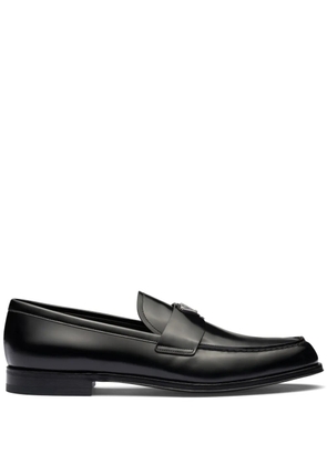 Prada triangle-logo leather loafers - Black
