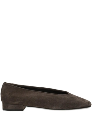 Giorgio Armani suede flat pumps - Brown