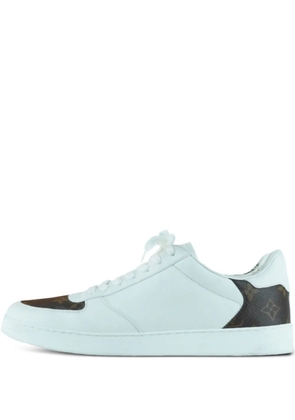 Louis Vuitton Pre-Owned Rivoli monogram sneakers - White