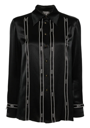 CHANEL Pre-Owned 1994 logo-print silk shirt - Black