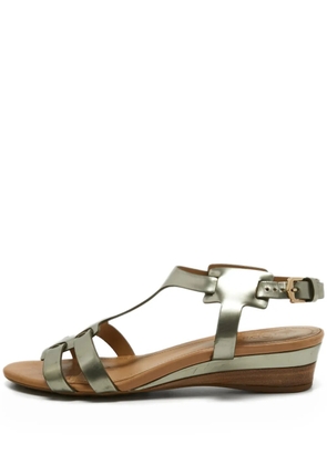Tod's Vintage 40mm metallic leather T-strap sandals - Silver