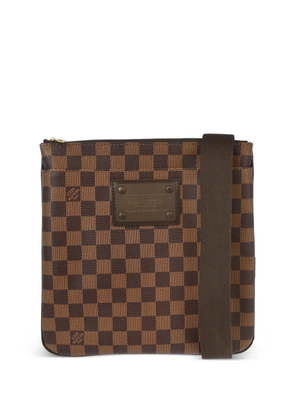Louis Vuitton Pre-Owned 2011 Brooklyn Pochette shoulder bag - Brown