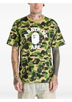 A BATHING APE® camo-print T-shirt - Green