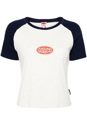 Ground Zero logo-print cropped T-shirt - Grey