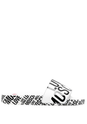 Love Moschino logo-print slides - White