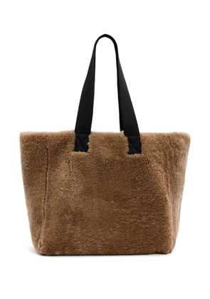 AllSaints Izzy reversible shearling tote bag - Brown