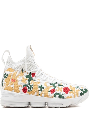 Nike Lebron 15 Perf sneakers - White