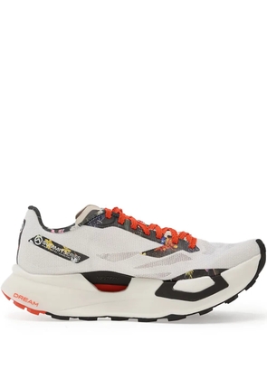 The North Face Summit Series VECTIV Pro 3 Race Edition sneakers - White