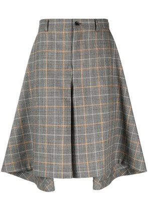 Comme des Garçons Homme Plus aysmmetric plaid pleated shorts - Black