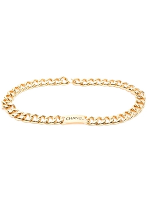CHANEL Pre-Owned 1990-2000s logo-plaque chain belt - Gold