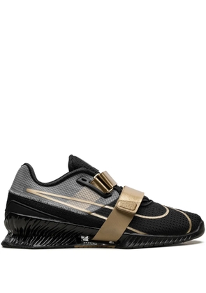 Nike Romaleos 4 'Black/Metallic Gold' weightlifting shoes