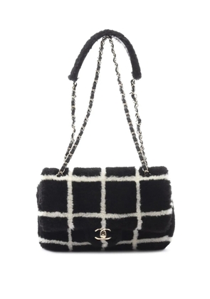 CHANEL Pre-Owned 2021-2025 CC Mouton Flap Bag shoulder bag - Black