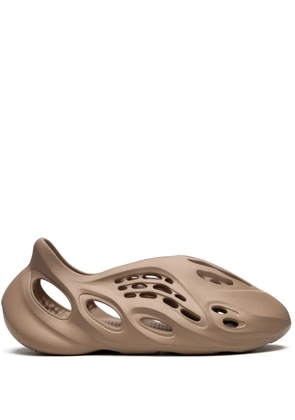 adidas Yeezy YEEZY Foam Runner 'Clay Taupe' sneakers - Neutrals