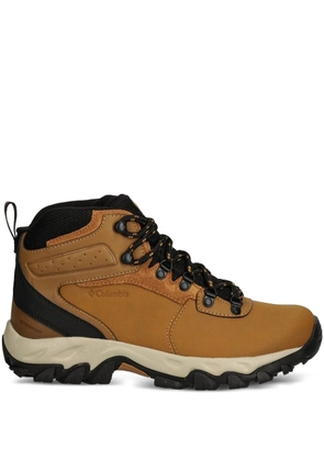 Columbia Newton Ridge™ Plus II lace-up hiking boots - Brown