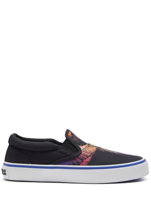COUNTY OF MILAN Wings-motif slip-on sneakers - Black