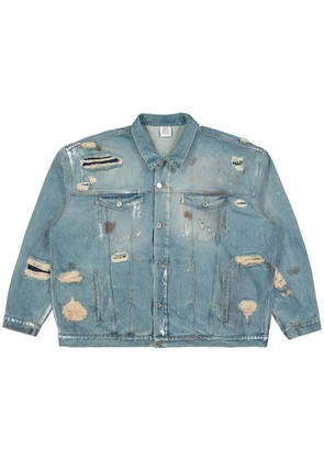VETEMENTS ripped-detailing denim jacket - Blue
