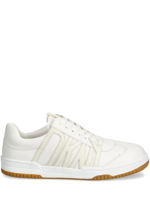 DKNY logo-patch sneakers - White