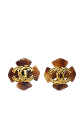 CHANEL Pre-Owned 1994 four leaf clover CC clip-on earrings - Brown